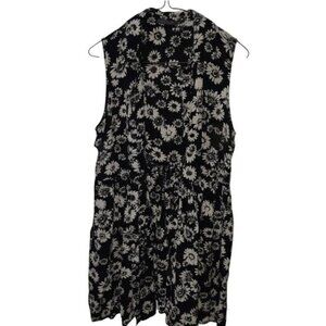 Womans Floral Suzy Shier Dress with Coller